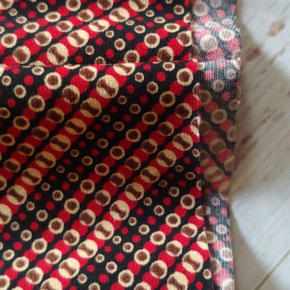 BRIGGS NEW YORK ALTERED SKIRT - Picture 7 of 7